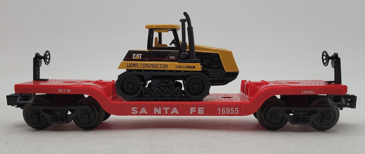 Lionel 6-16955 O Gauge Santa Fe Flatcar with Ertl Challenger EX/Box