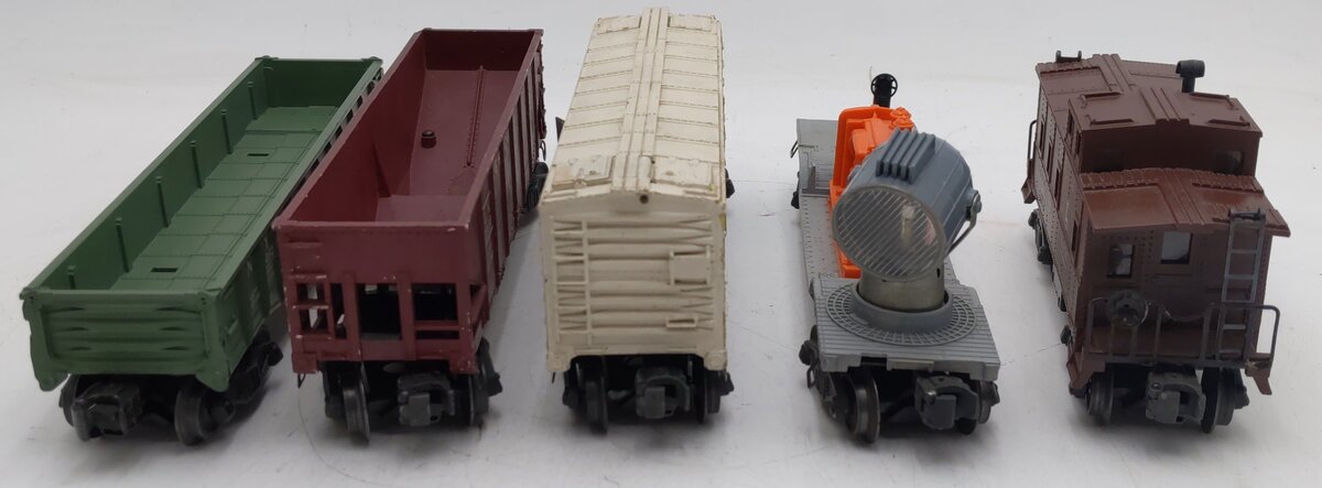 Lionel Vintage O Gauge Freight Cars #6457,25000,3620,3472,6462 [5] VG