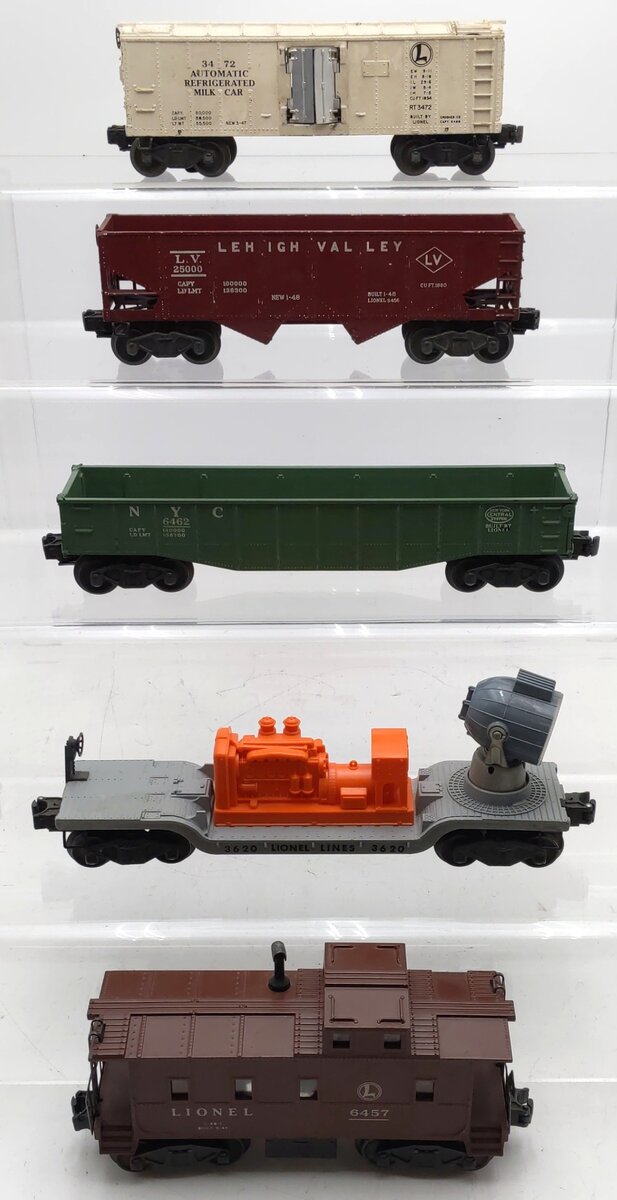 Lionel Vintage O Gauge Freight Cars #6457,25000,3620,3472,6462 [5] VG