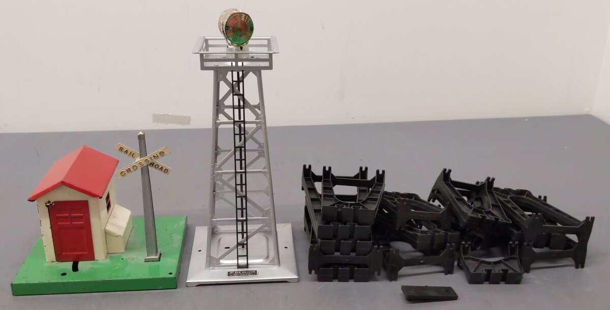 Lionel Vintage O Gauge Accessories: #110, 494, 153, 154, 45 & 252 [6] VG