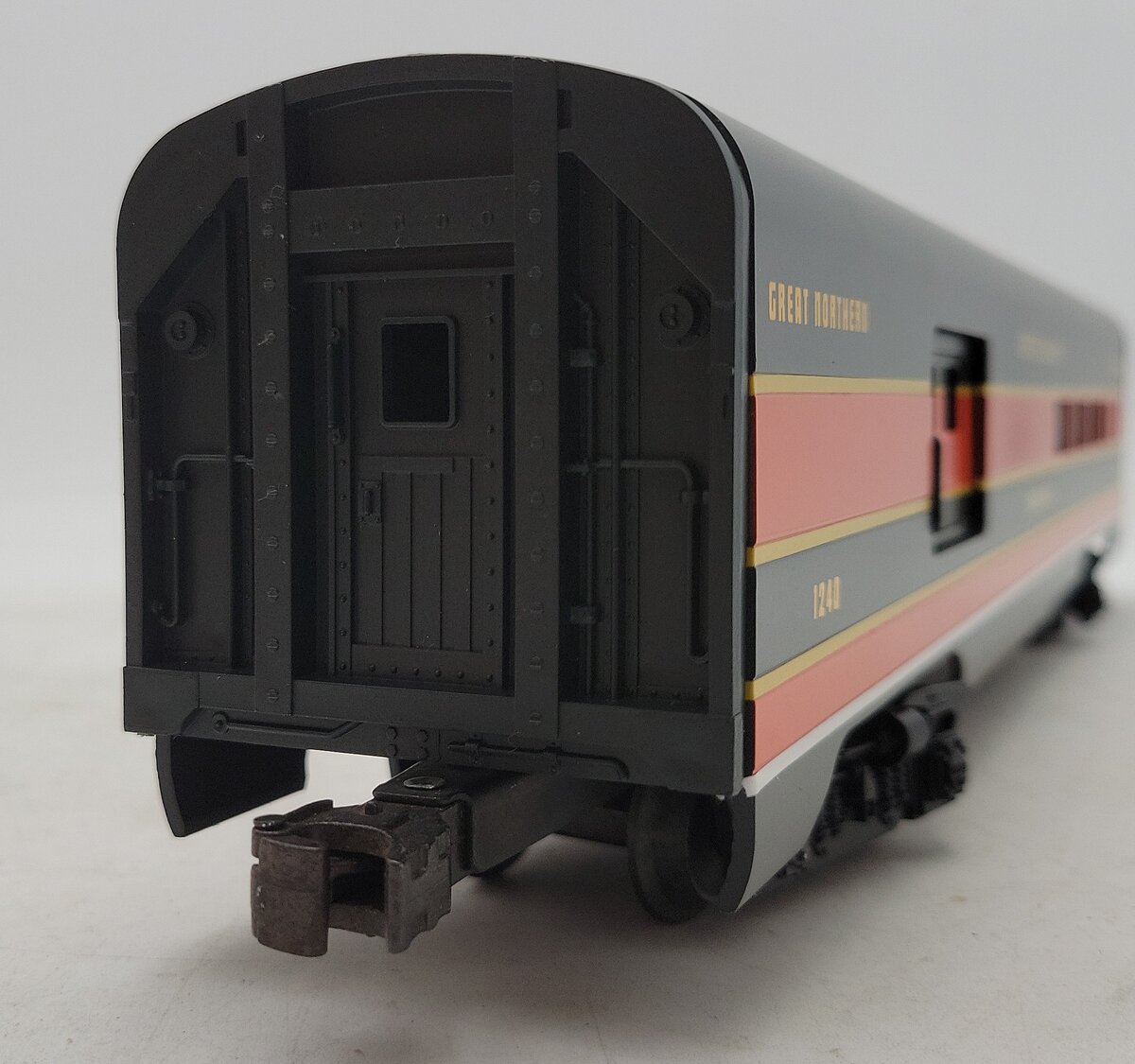 Lionel 6-19117 O Great Northern "Crossley Lake" Aluminum Combine Car #1240 NIB