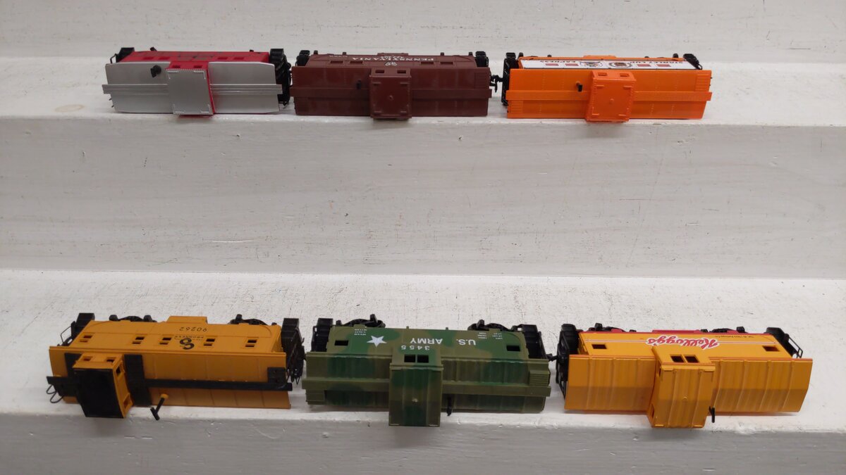 AHM, Life Like, & Mantua HO Scale Assorted Cabooses: 90262, 999850, 477504 [6] VG
