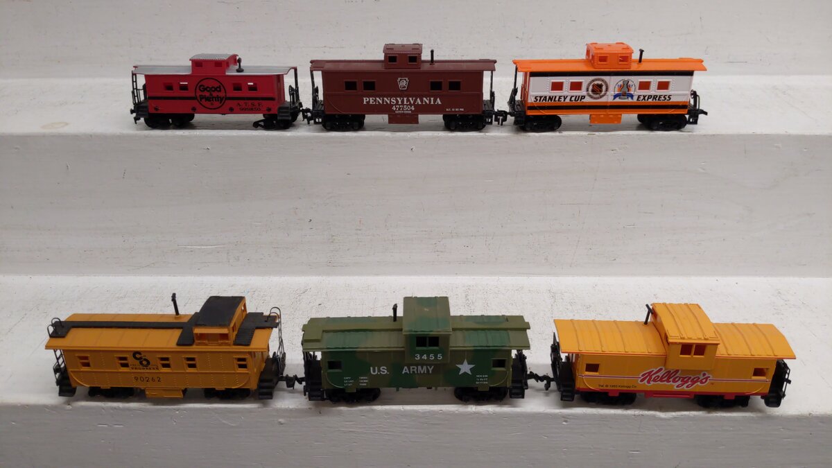 AHM, Life Like, & Mantua HO Scale Assorted Cabooses: 90262, 999850, 477504 [6] VG