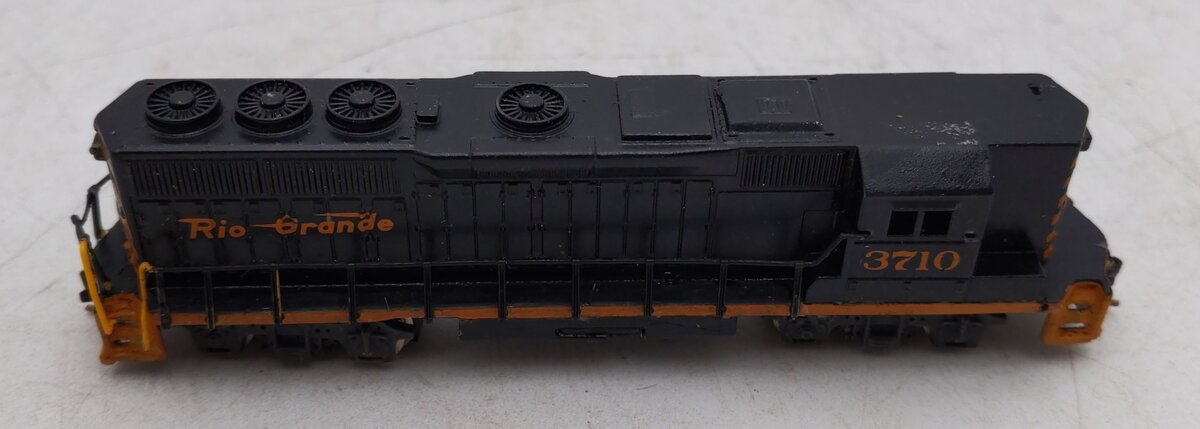 Bachmann 61251 N Scale Custom DRGW GP50 Diesel Locomotive/Box