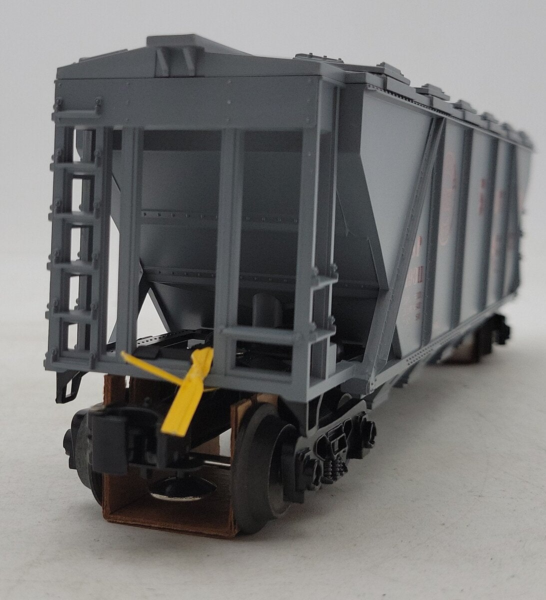 Lionel 6-19311 O Gauge Southern Pacific Covered Quad Hopper LN/Box