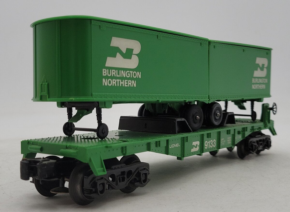 Lionel 6-9133 O Gauge Burlington Northern Flatcar #9133 with Trailers EX/Box