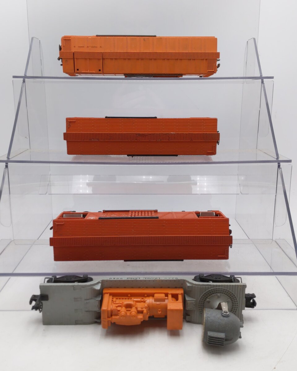 Lionel Assorted O Postwar Freight Cars 3656, 6520, 6352 [4] VG