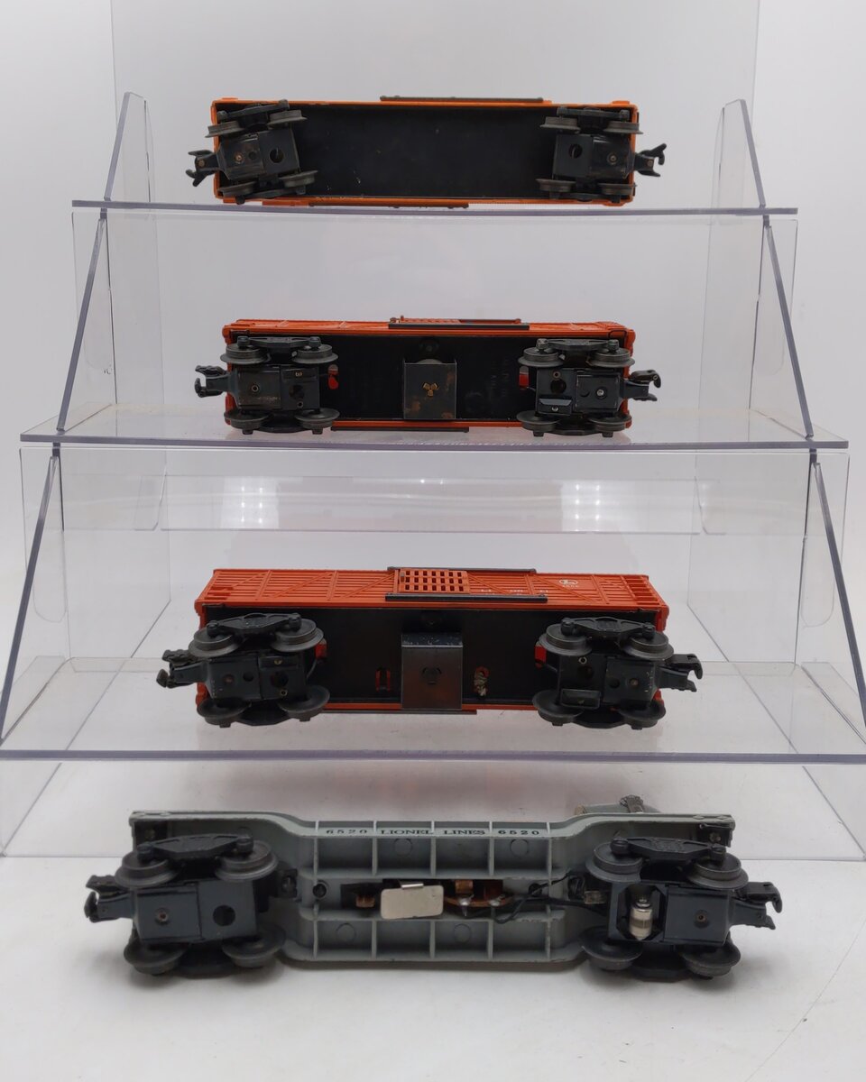 Lionel Assorted O Postwar Freight Cars 3656, 6520, 6352 [4] VG
