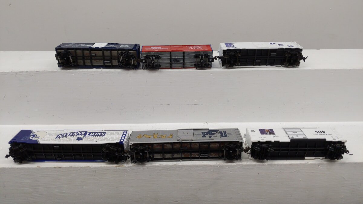 Accurail & Other HO Scale Assorted Freight Cars: 1999, 1410, 1948, 2012 [6] VG