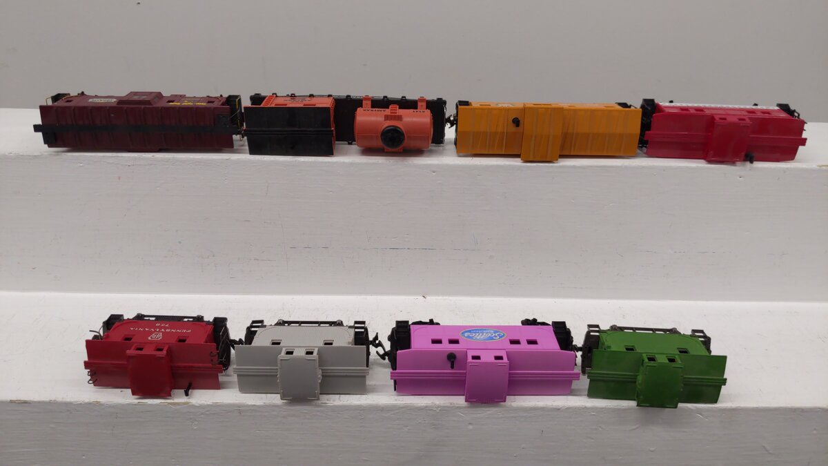 Life Like & Other HO Scale Custom Assorted Freight Cars: 6141, 758, 1982 [8] VG