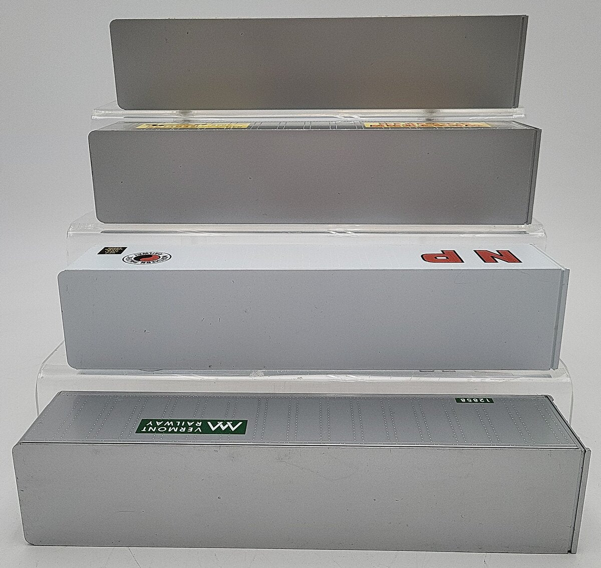 Lionel O Gauge Shipping Container Assortment: #12858, 33621, other [4] EX