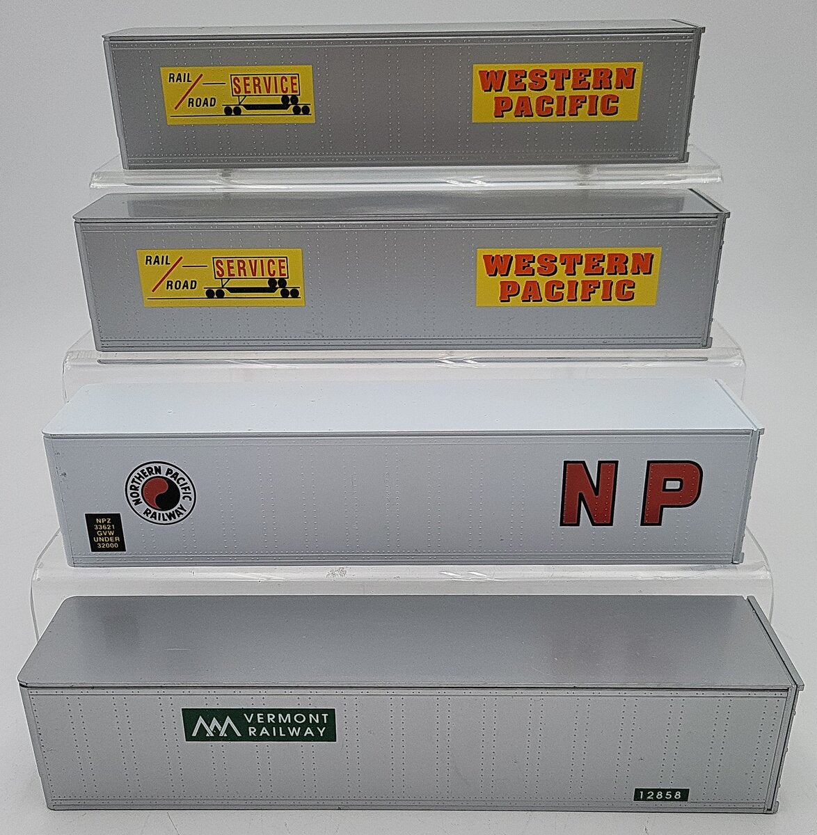 Lionel O Gauge Shipping Container Assortment: #12858, 33621, other [4] EX