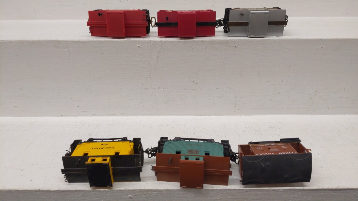 Marklin, Bachmann & Other HO Scale CUSTOM Assorted Cabooses: 1576, 13, 5972 [6] VG