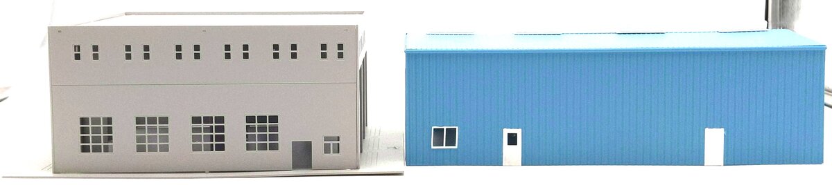 HO Assorted Buildings & Bridges: [4] LN