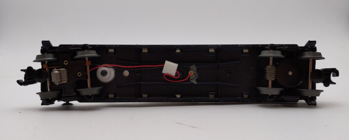 Lionel 6-16670 O Gauge Operating TV Car #16670 NIB