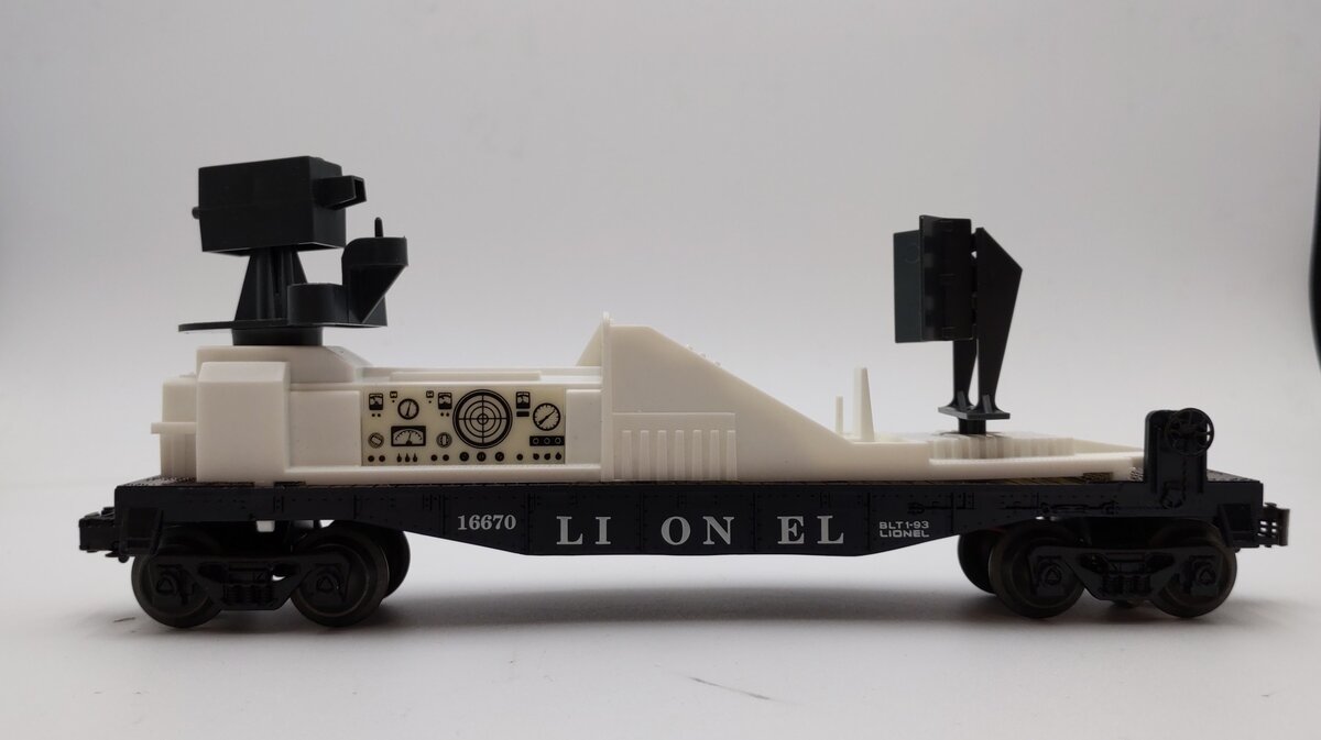 Lionel 6-16670 O Gauge Operating TV Car #16670 NIB