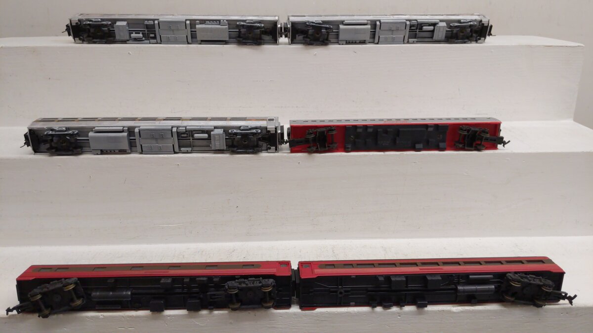 Playart & Other HO Scale Assorted Passenger Cars: 1126 [6] VG