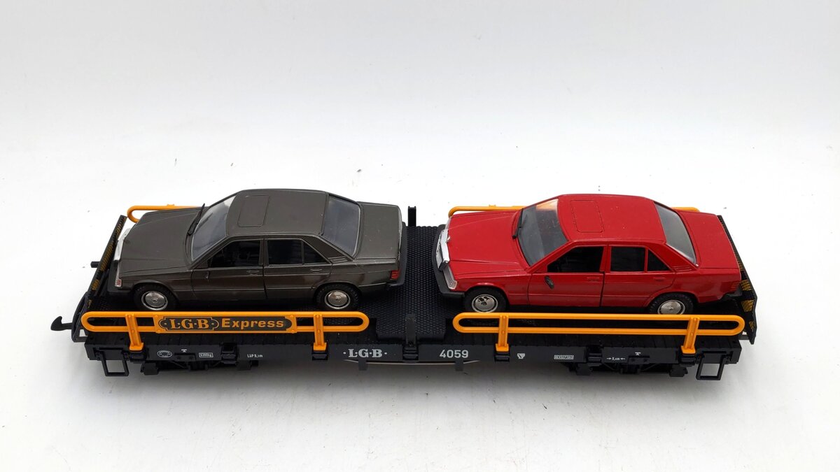 LGB 4059 G Scale Flatcar w/ 2 Mercedes Automobiles EX/Box