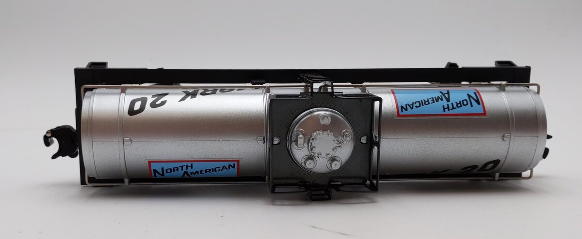 Lionel 6-19601 O Gauge North American Single Dome Tank Car #19601 NIB