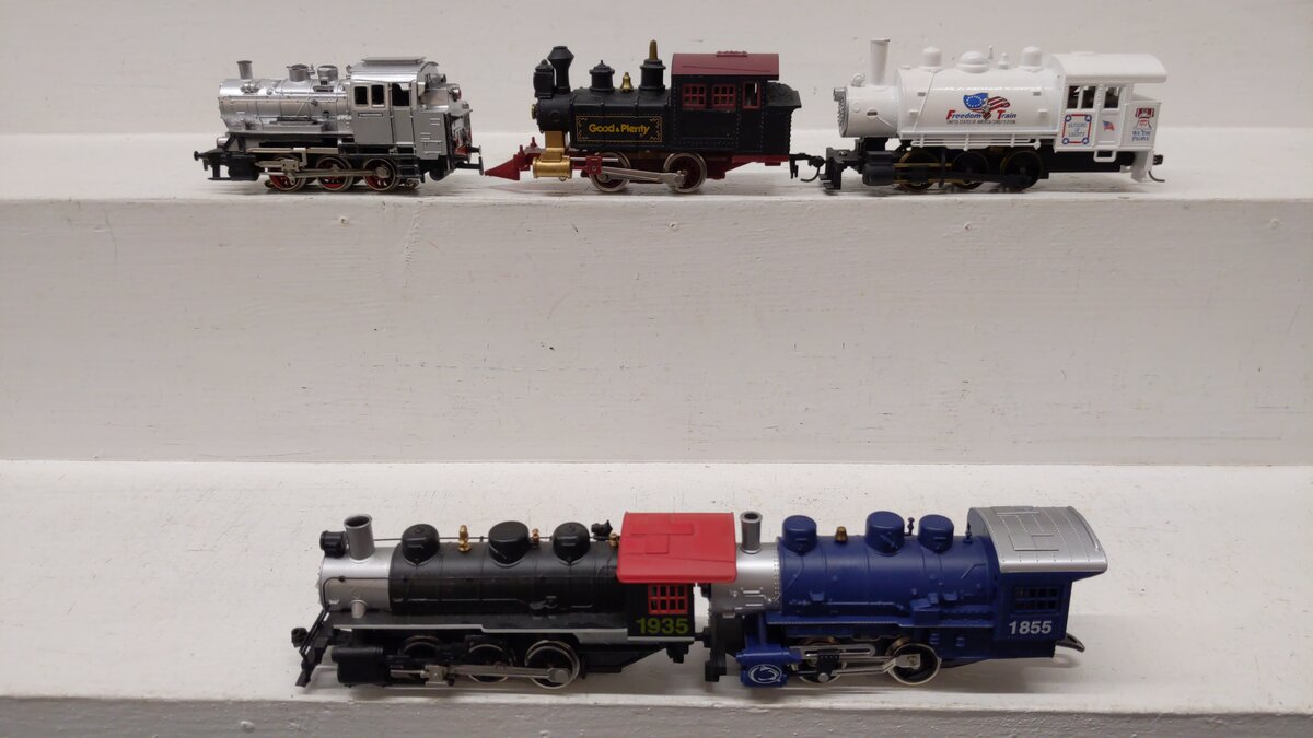 Life Like, Bachmann, Marklin & Other HO Scale Assorted Steam Locomotives: [5]