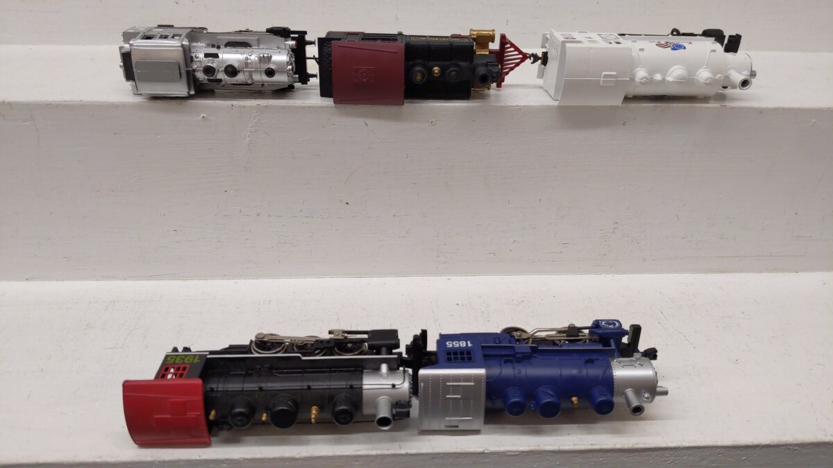 Life Like, Bachmann, Marklin & Other HO Scale Assorted Steam Locomotives: [5]