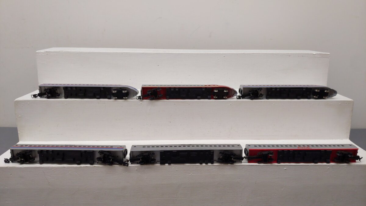 Playart & Others HO Scale Assorted Passenger Cars: [6] VG