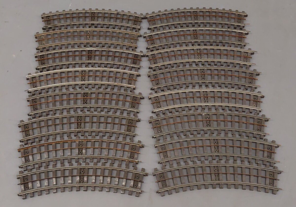 Lionel 31 Vintage Super O Curved Track Sections (16)