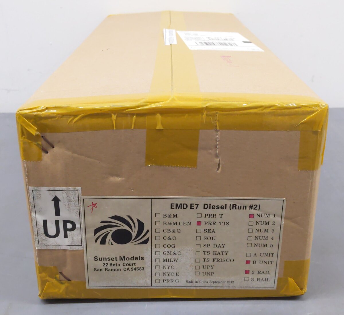 Sunset Models O Scale PRR EMD E7 B-Unit Diesel Locomotive (Run #2) - 2-Rail MT/Box