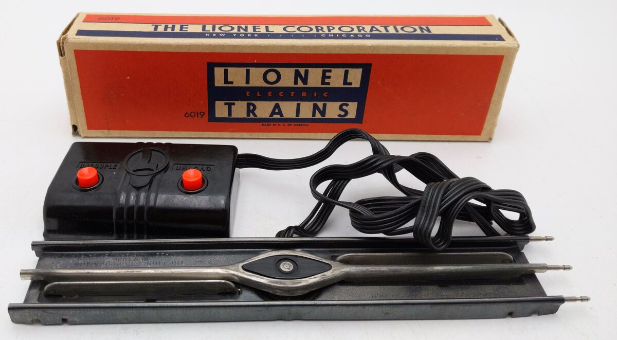 Lionel 6019 Vintage O27 Remote Control Track Section EX/Box