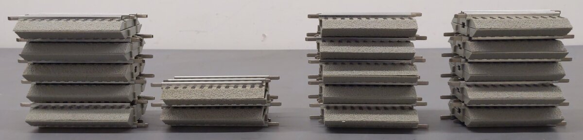 Lionel O Gauge Assorted 4.5 inch & 5 inch FasTracks [34] EX