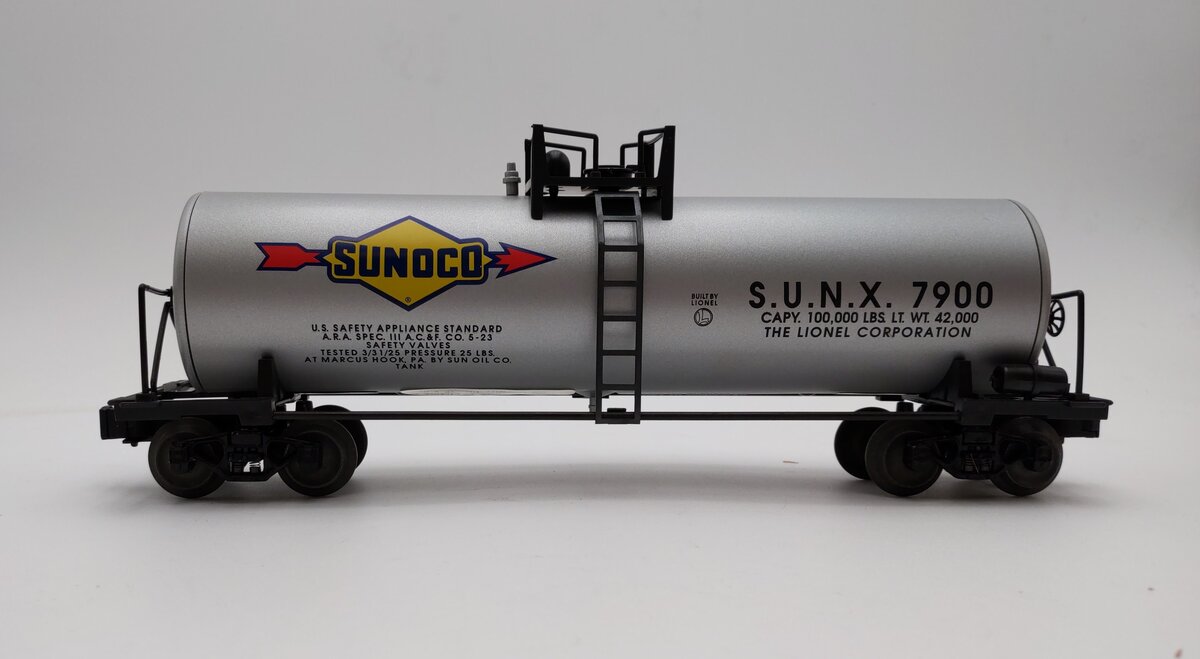 Lionel 6-17910 O Gauge Sunoco Unibody Tank Car #7900 NIB
