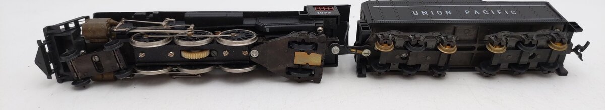 Mantua 4073 HO Scale Union Pacific 4-6-2 Steam Locomotive & Tender #4073 EX