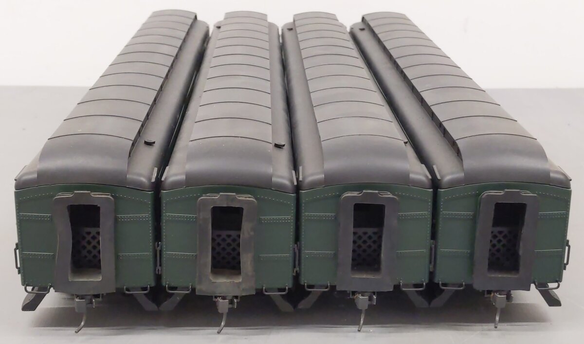 Golden Gate Depot O Scale SP 80' Passenger Coach Set (Set of 4) - 2-Rail EX/Box