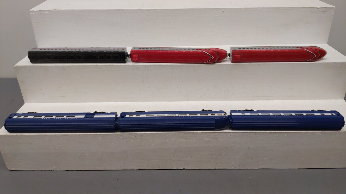 Playart & Others HO Scale Assorted Passenger Cars: [6] VG