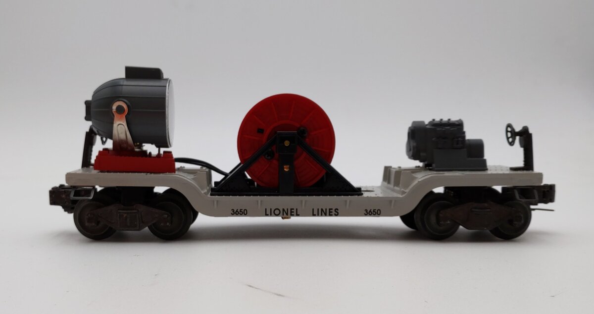 Lionel 6-16720 O Gauge Lionel Lines Exttension Searchlight Car NIB
