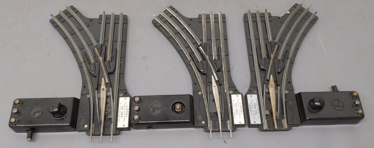 Lionel O22 Vintage O Left-Hand & Right-Hand Electric Remote Switches [3] VG
