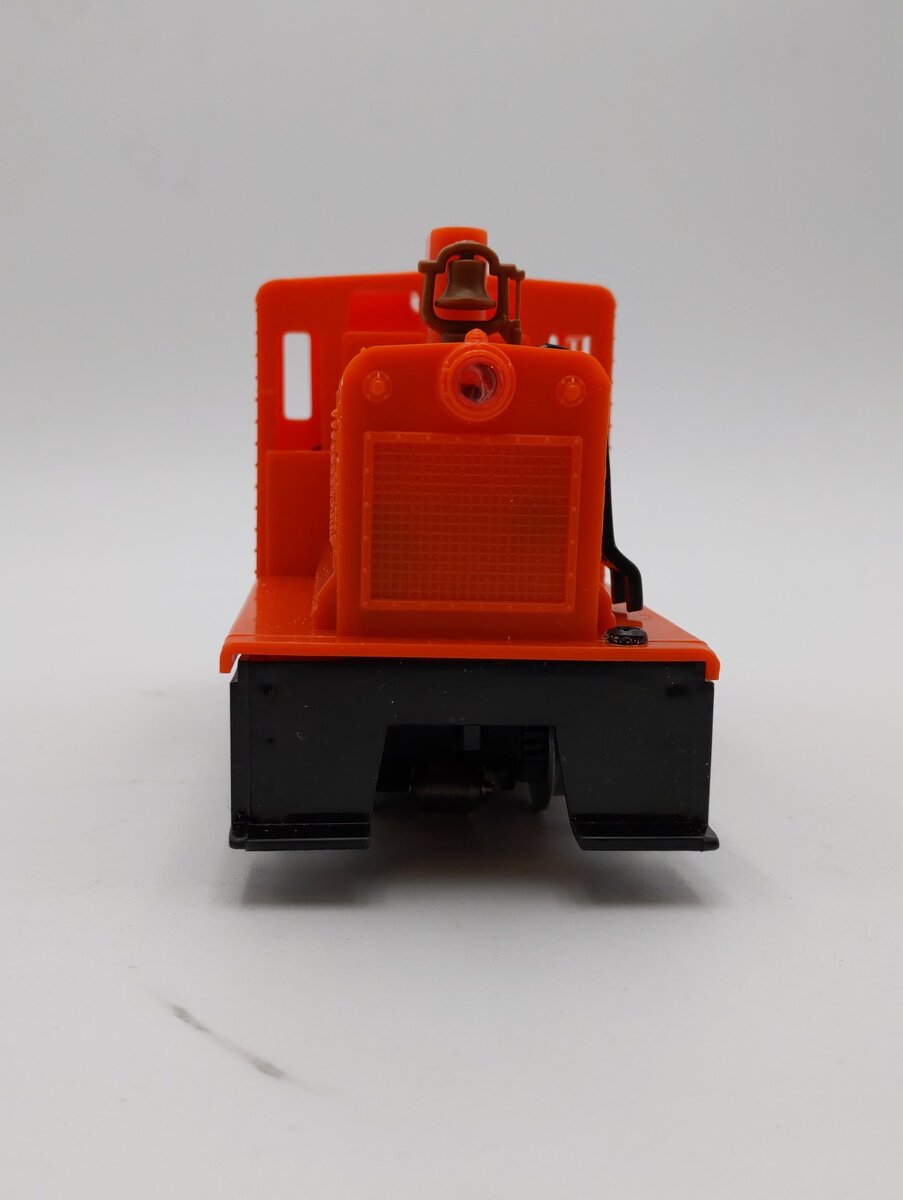 Lionel 6-18924 O Gauge Illinios Central Industrial Engine LN/Box