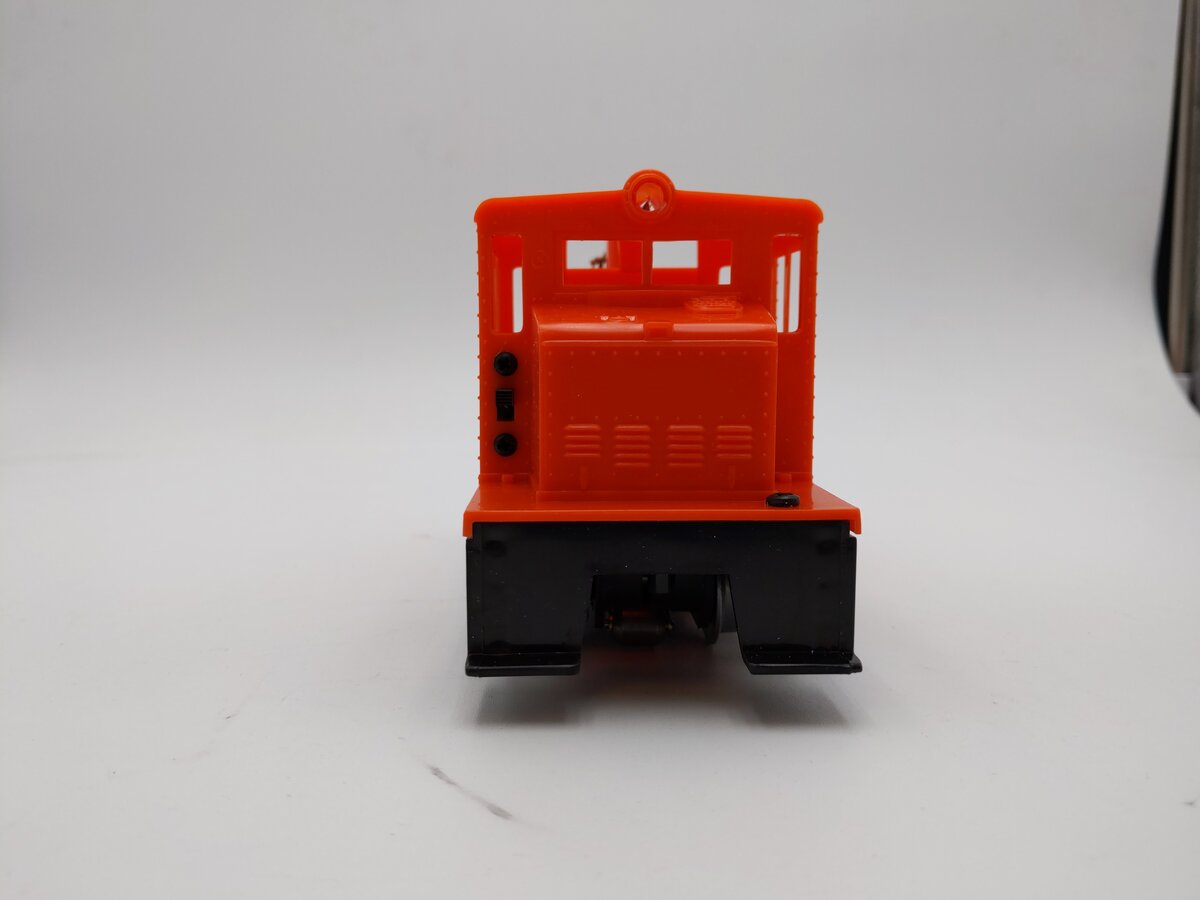 Lionel 6-18924 O Gauge Illinios Central Industrial Engine LN/Box