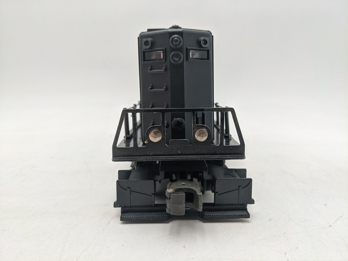 Lionel 6-8360 O Gauge Long Island GP20 Diesel Locomotive #8360 VG/Box