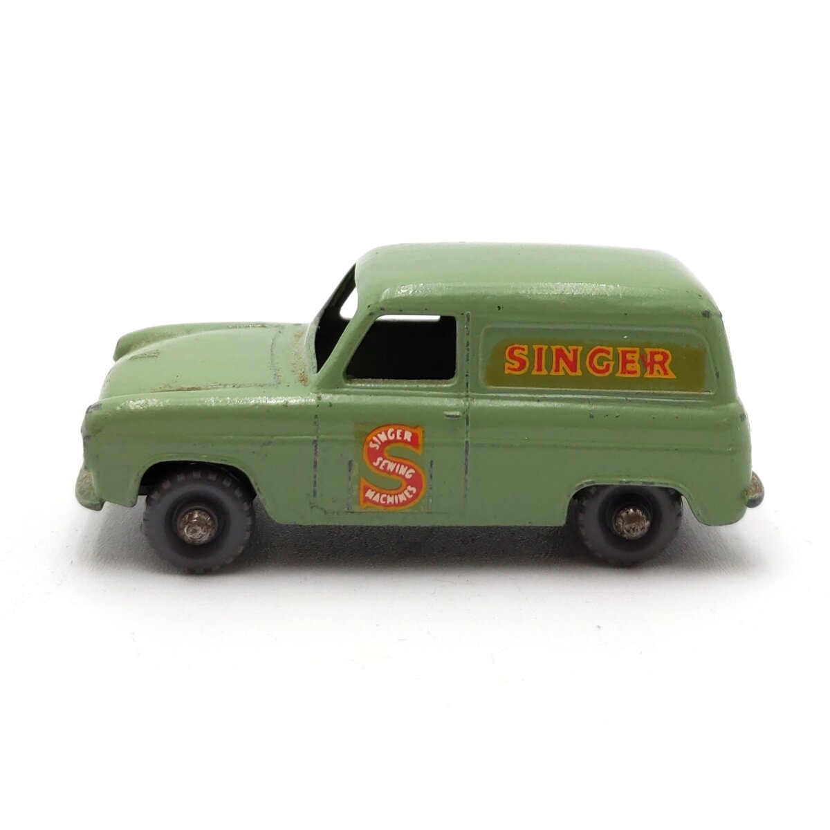 Matchbox 59 Vintage Diecast 1958 Ford "Singer Sewing Machine" Van EX