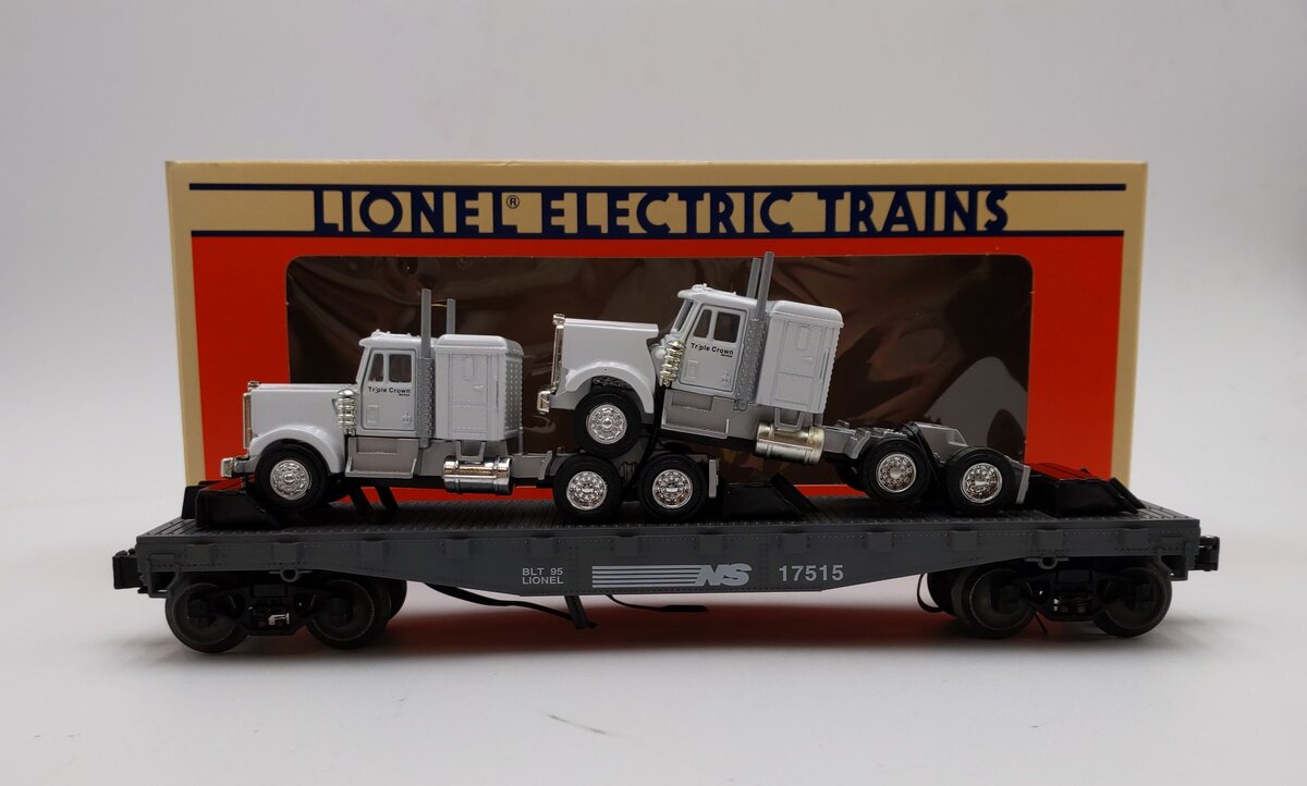 Lionel 6-17515 O Gauge Norfolk Southern Flatcar with Semi Tractors NIB