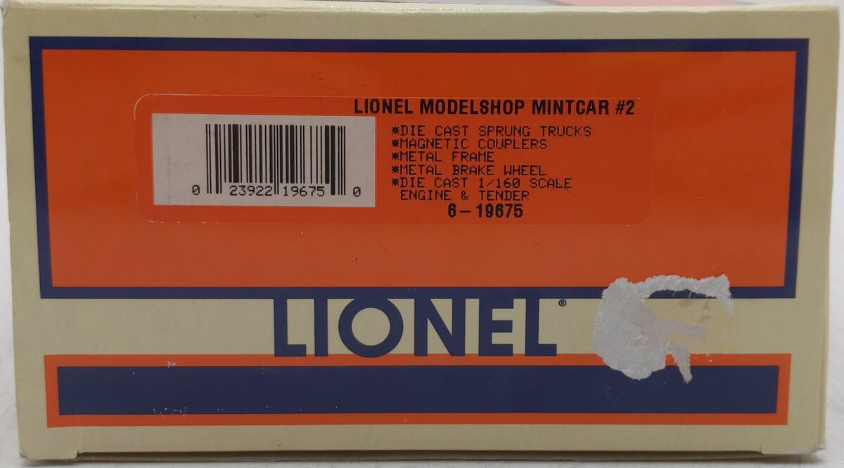 Lionel 6-19675 Lionel Model Shop Display Car with N&W J Class 600 Loco EX/Box