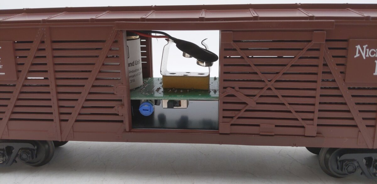 MTH 30-7106-0 Nickel Plate Road Stock Car LN/Box