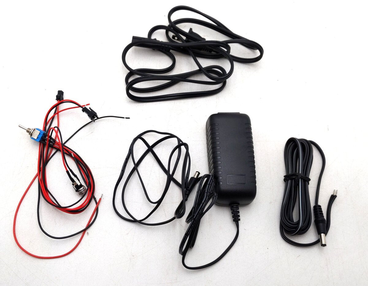 Cordless Renovations CR-1 Smart Charger EX/Box