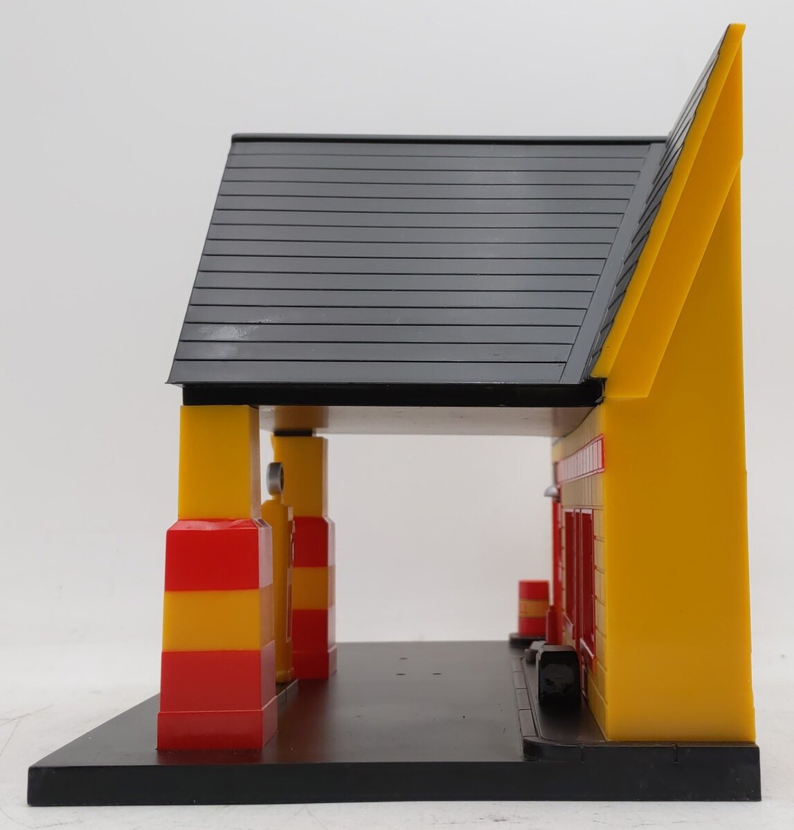 Golden Wheels 1:32 Scale Wheel Shell Service Station Gas Pump Model Diorama EX