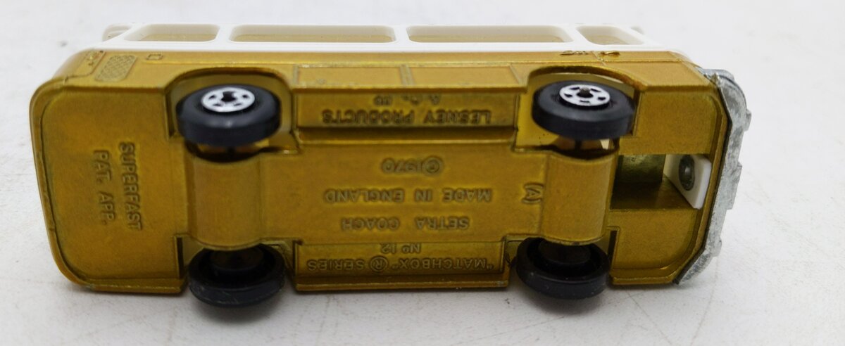 Matchbox 12 1:64 Superfast Setra Coach EX