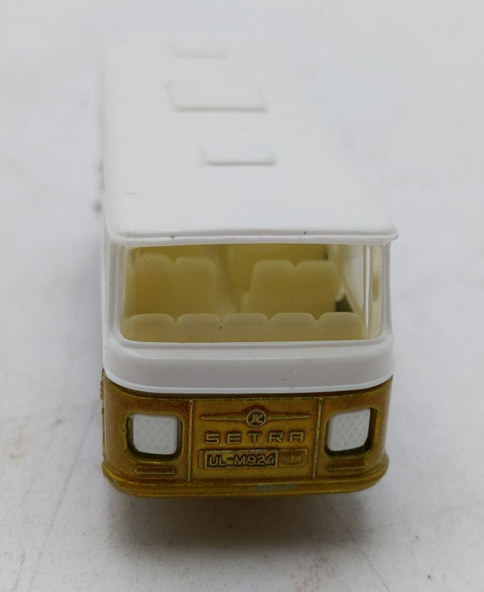 Matchbox 12 1:64 Superfast Setra Coach EX