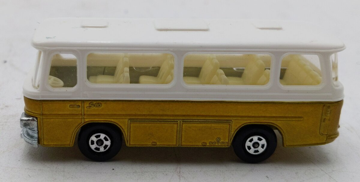 Matchbox 12 1:64 Superfast Setra Coach EX