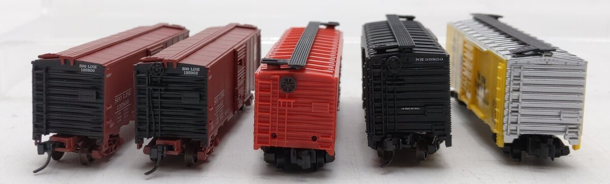 Model Power/Atlas N Scale Boxcars #80059,36830,499000,135902,135800 [5] EX/Box