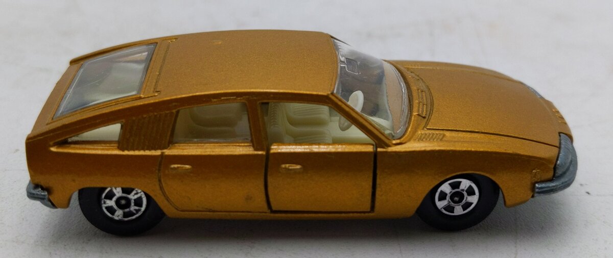 Matchbox 56 1:64 Super Cars BMC 1800 Pininfarina EX